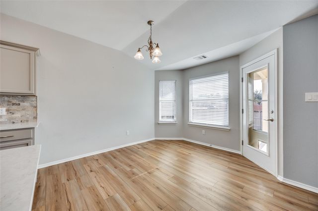 3409 Sandy Koufax LN, Round Rock, TX 78665