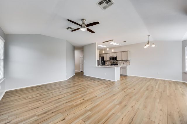 3409 Sandy Koufax LN, Round Rock, TX 78665