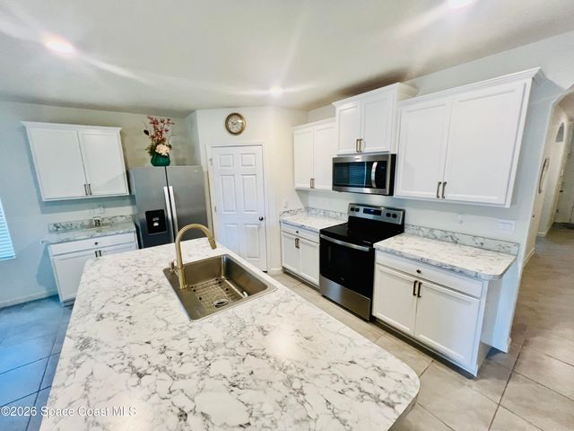 756 Media Terrace, Sebastian, FL 32958