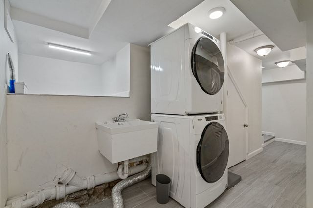 14 Gleason Rd, Lexington, MA 02420