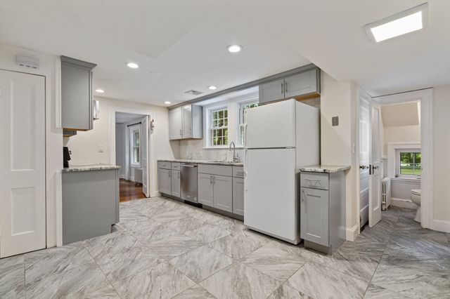 14 Gleason Rd, Lexington, MA 02420