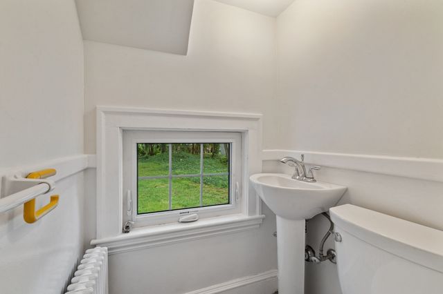 14 Gleason Rd, Lexington, MA 02420