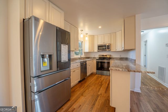 298 Faulkner Street, Cleveland, GA 30528