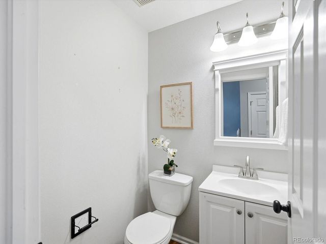 22286 E Belleview Lane, Aurora, CO 80015