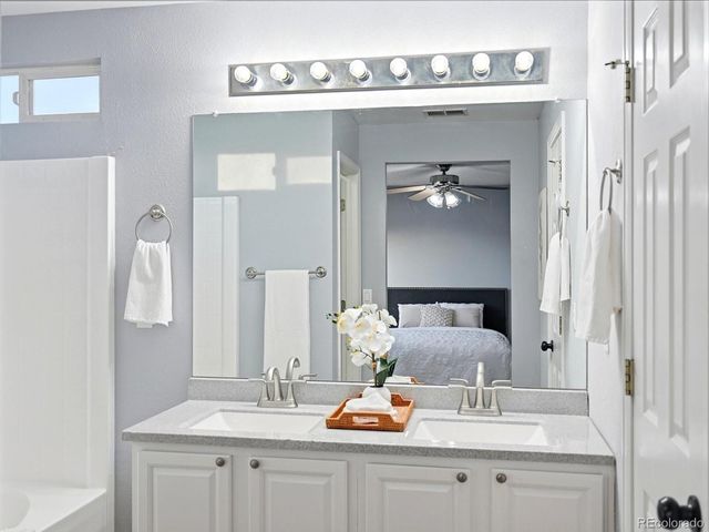 22286 E Belleview Lane, Aurora, CO 80015