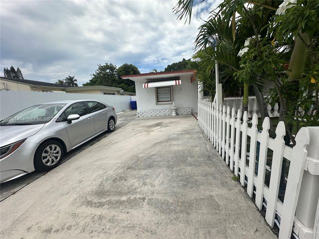 1215 S 24th Avenue 0, Hollywood, FL 33020