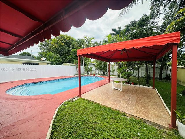 1215 S 24th Avenue 0, Hollywood, FL 33020