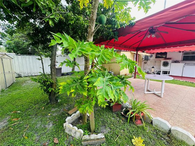 1215 S 24th Avenue 0, Hollywood, FL 33020