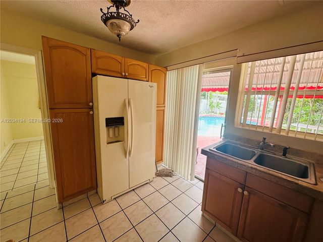 1215 S 24th Avenue 0, Hollywood, FL 33020