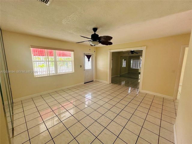1215 S 24th Avenue 0, Hollywood, FL 33020