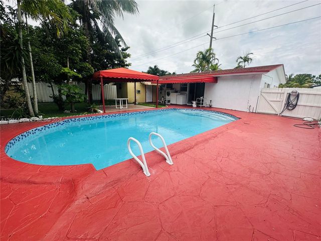 1215 S 24th Avenue 0, Hollywood, FL 33020