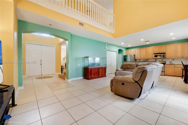 1402 SE 16th Ave, Homestead, FL 33035