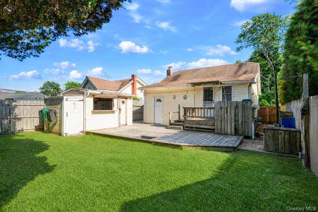 7 Inca Drive, Bay Shore, NY 11706