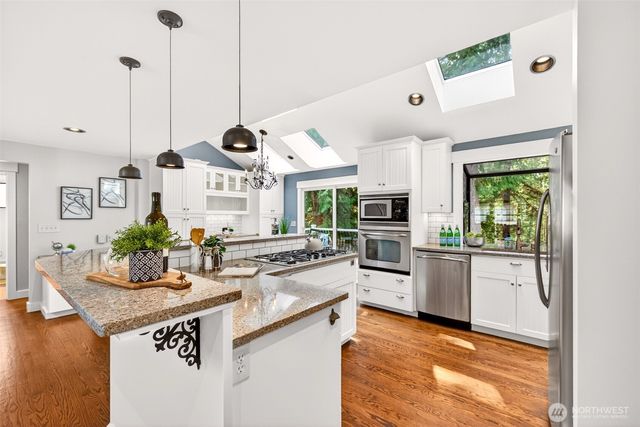 13831 173rd Avenue NE, Redmond, WA 98052