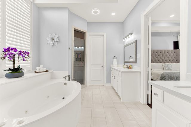 6400 VILLAGE SPRINGS Drive, Plano, TX 75024