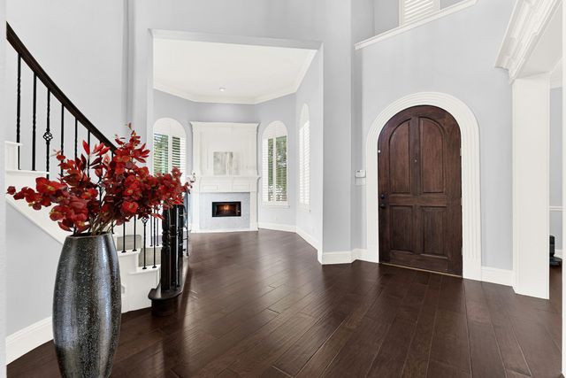 6400 VILLAGE SPRINGS Drive, Plano, TX 75024