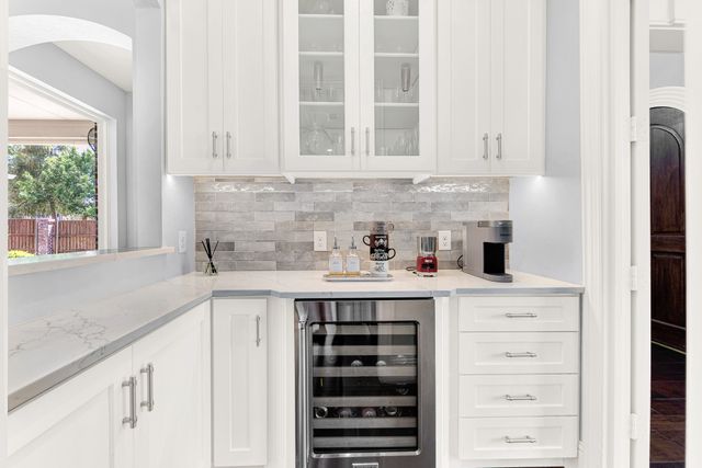 6400 VILLAGE SPRINGS Drive, Plano, TX 75024