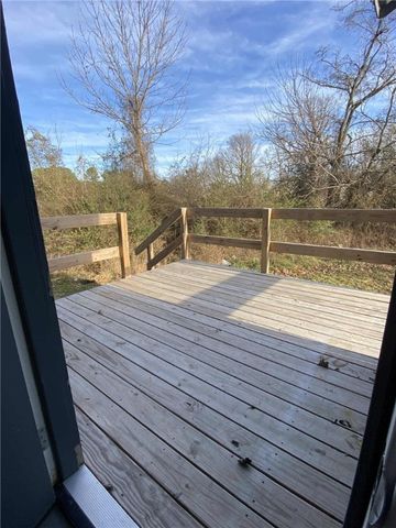 305 Estates Drive, Green Forest, AR 72638