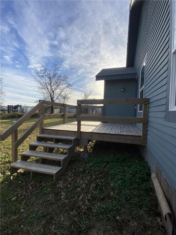 305 Estates Drive, Green Forest, AR 72638