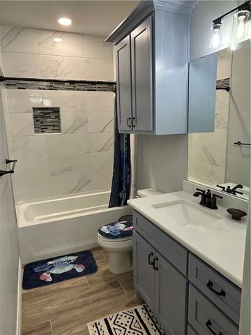 1317 Bentley Ct, Corpus Christi, TX 78418