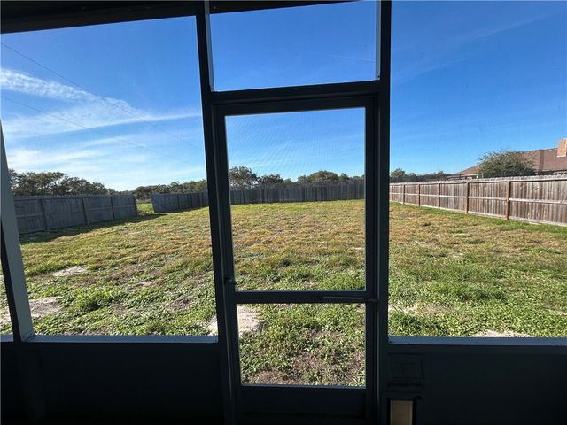 1317 Bentley Ct, Corpus Christi, TX 78418