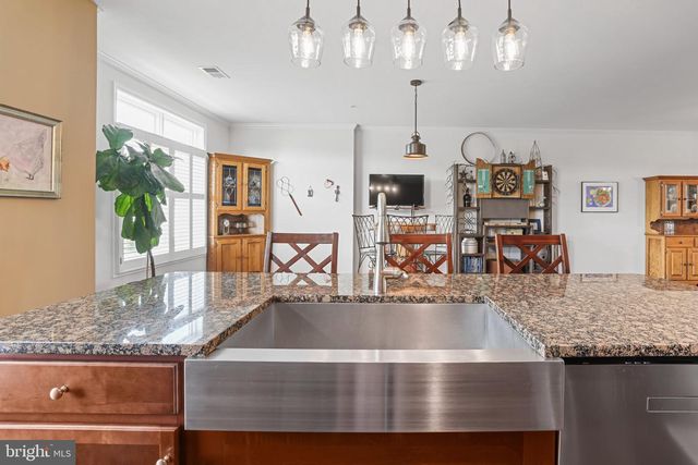 1406 RIBBON LIMESTONE TER SE, Leesburg, VA 20175