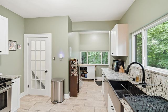 5575 Stewart Avenue, Columbia Twp, OH 45227
