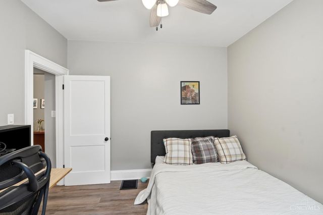 5575 Stewart Avenue, Columbia Twp, OH 45227