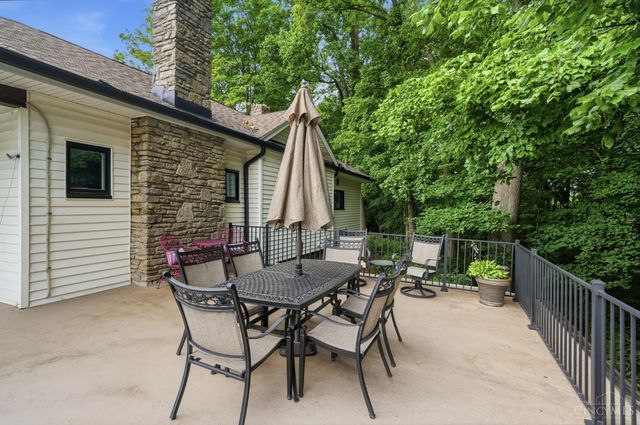 5575 Stewart Avenue, Columbia Twp, OH 45227