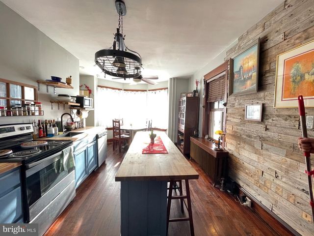 4206 HOUGHTON ST, Philadelphia, PA 19128