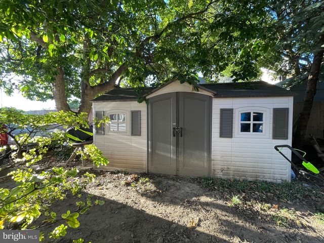 4206 HOUGHTON ST, Philadelphia, PA 19128