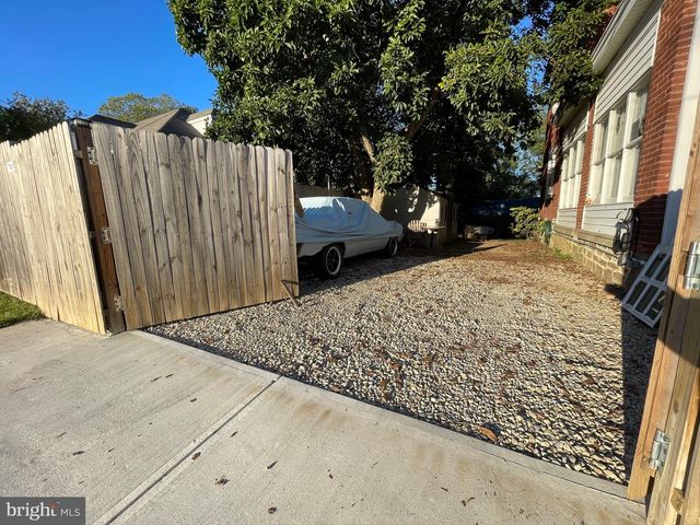 4206 HOUGHTON ST, Philadelphia, PA 19128