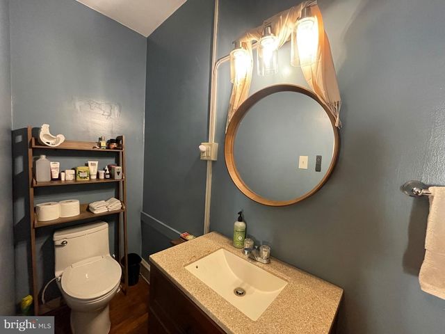 4206 HOUGHTON ST, Philadelphia, PA 19128