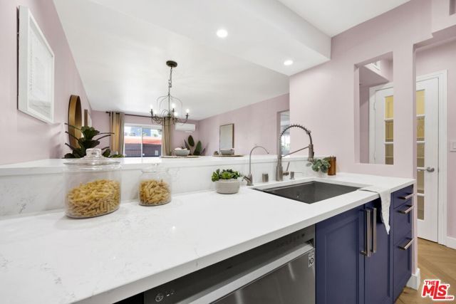 1351 N Orange Drive 106, Los Angeles, CA 90028