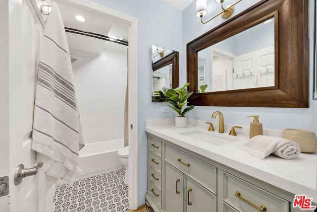 1351 N Orange Drive 106, Los Angeles, CA 90028