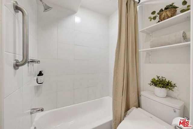 1351 N Orange Drive 106, Los Angeles, CA 90028