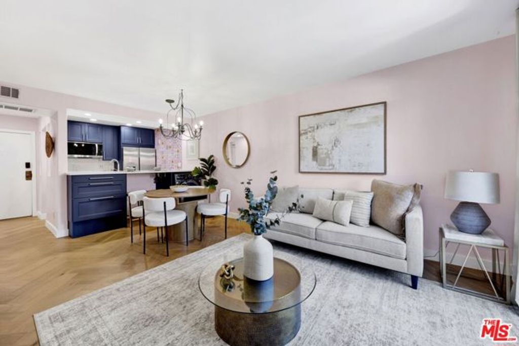 1351 N Orange Drive 106, Los Angeles, CA 90028