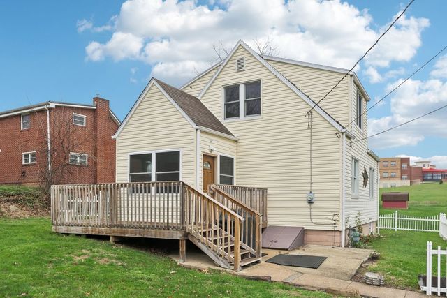 901 Arthur AVENUE, Scottdale, PA 15683