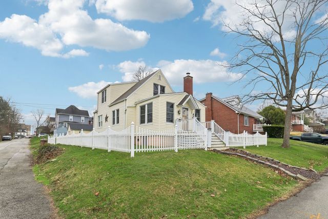 901 Arthur AVENUE, Scottdale, PA 15683