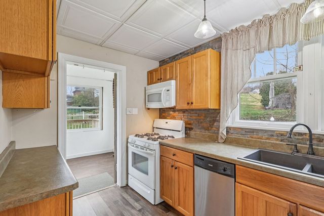 901 Arthur AVENUE, Scottdale, PA 15683