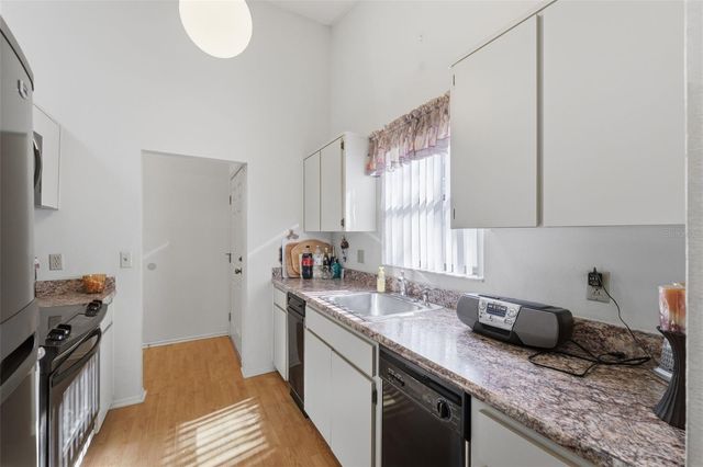 9484 NAKOMA WAY 9484, Weeki Wachee, FL 34613