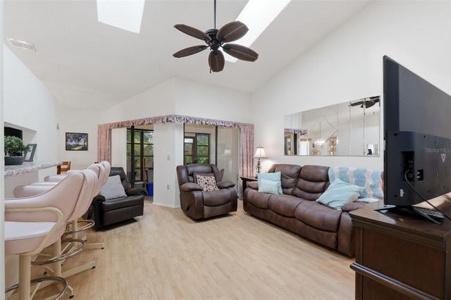 9484 NAKOMA WAY 9484, Weeki Wachee, FL 34613