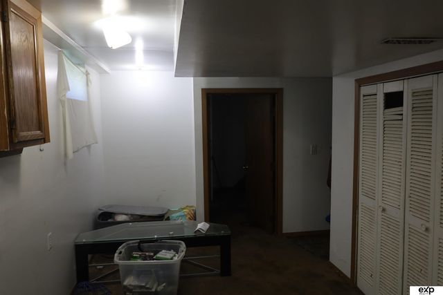 3901 N 40 Street, Omaha, NE 68111