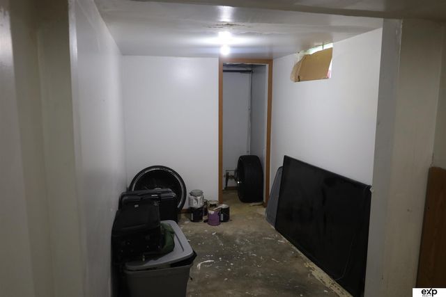 3901 N 40 Street, Omaha, NE 68111