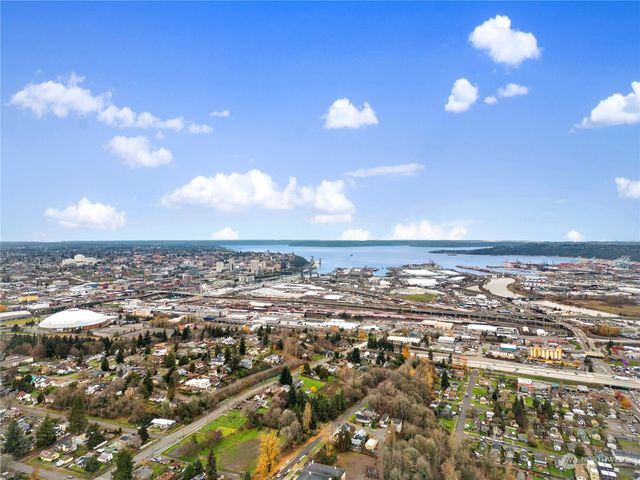 1415 E Morton Street, Tacoma, WA 98404