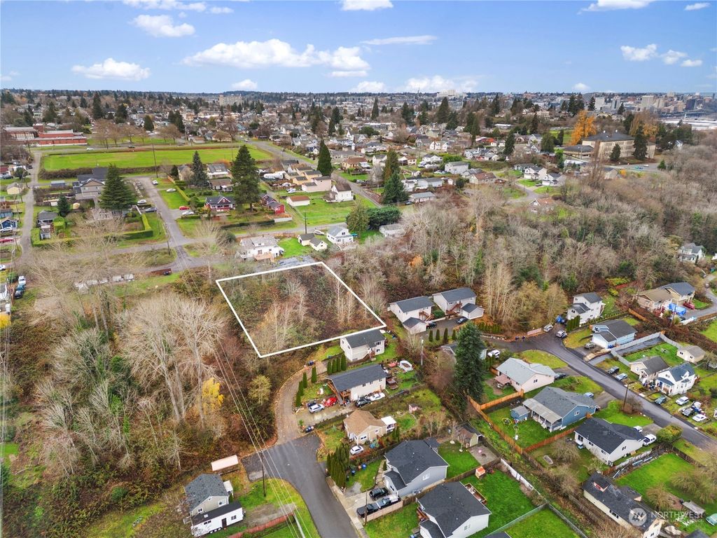 1415 E Morton Street, Tacoma, WA 98404