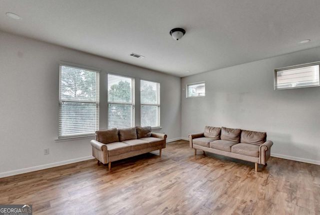 3131 Wildberry Run Lane, Snellville, GA 30078