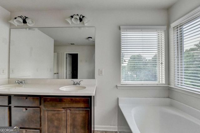 3131 Wildberry Run Lane, Snellville, GA 30078