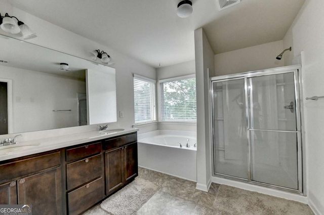 3131 Wildberry Run Lane, Snellville, GA 30078