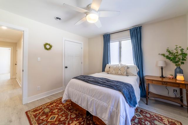 210 B Clinton Street, Lowell, IN 46356